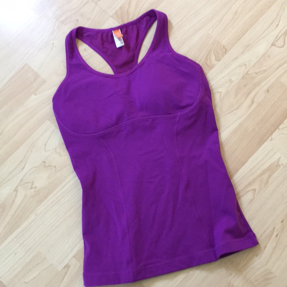 Lucy workout top